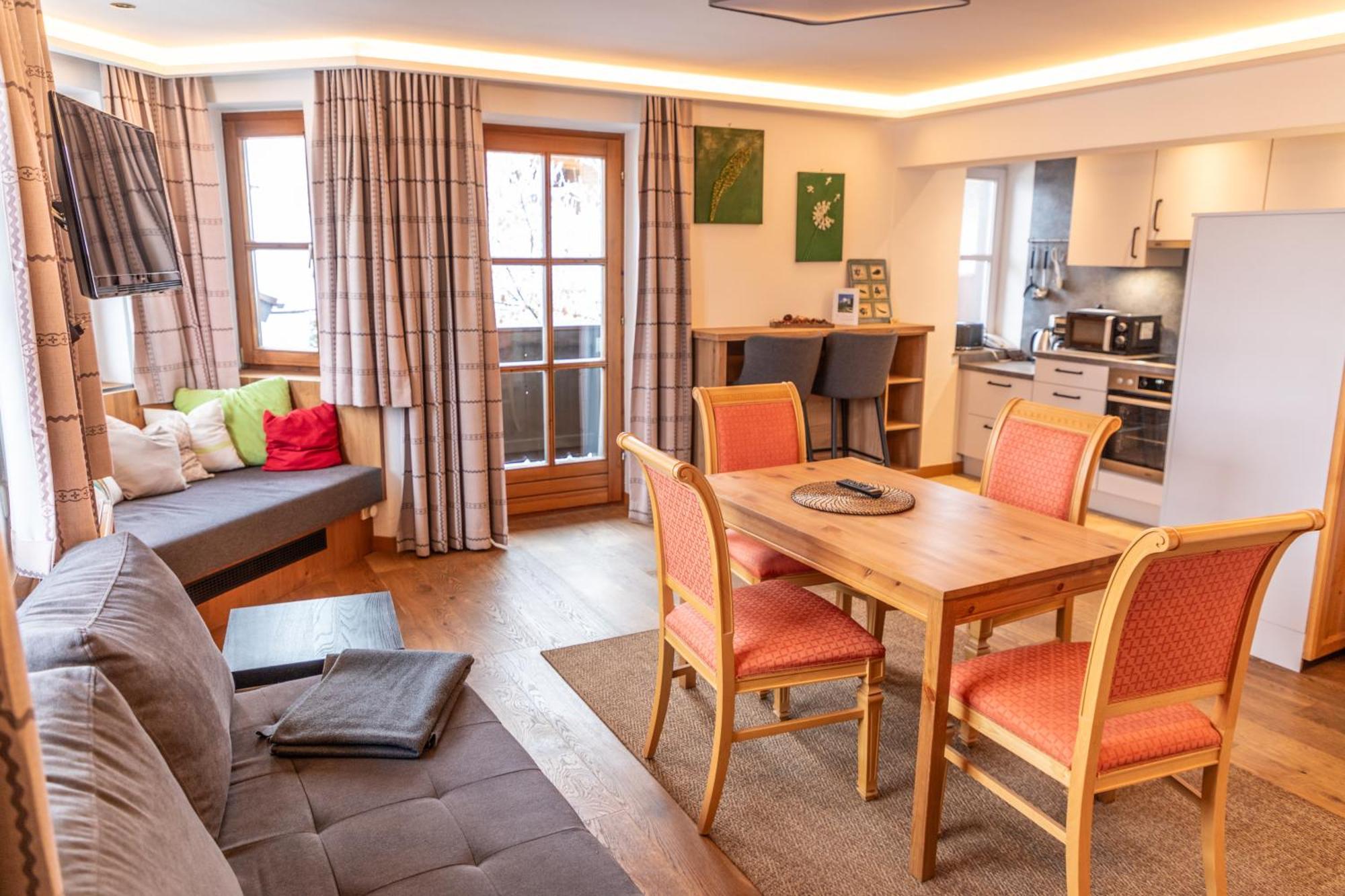 Appartements Kirchenwirt Κίρχμπεργκ ιν Τιρόλ Εξωτερικό φωτογραφία