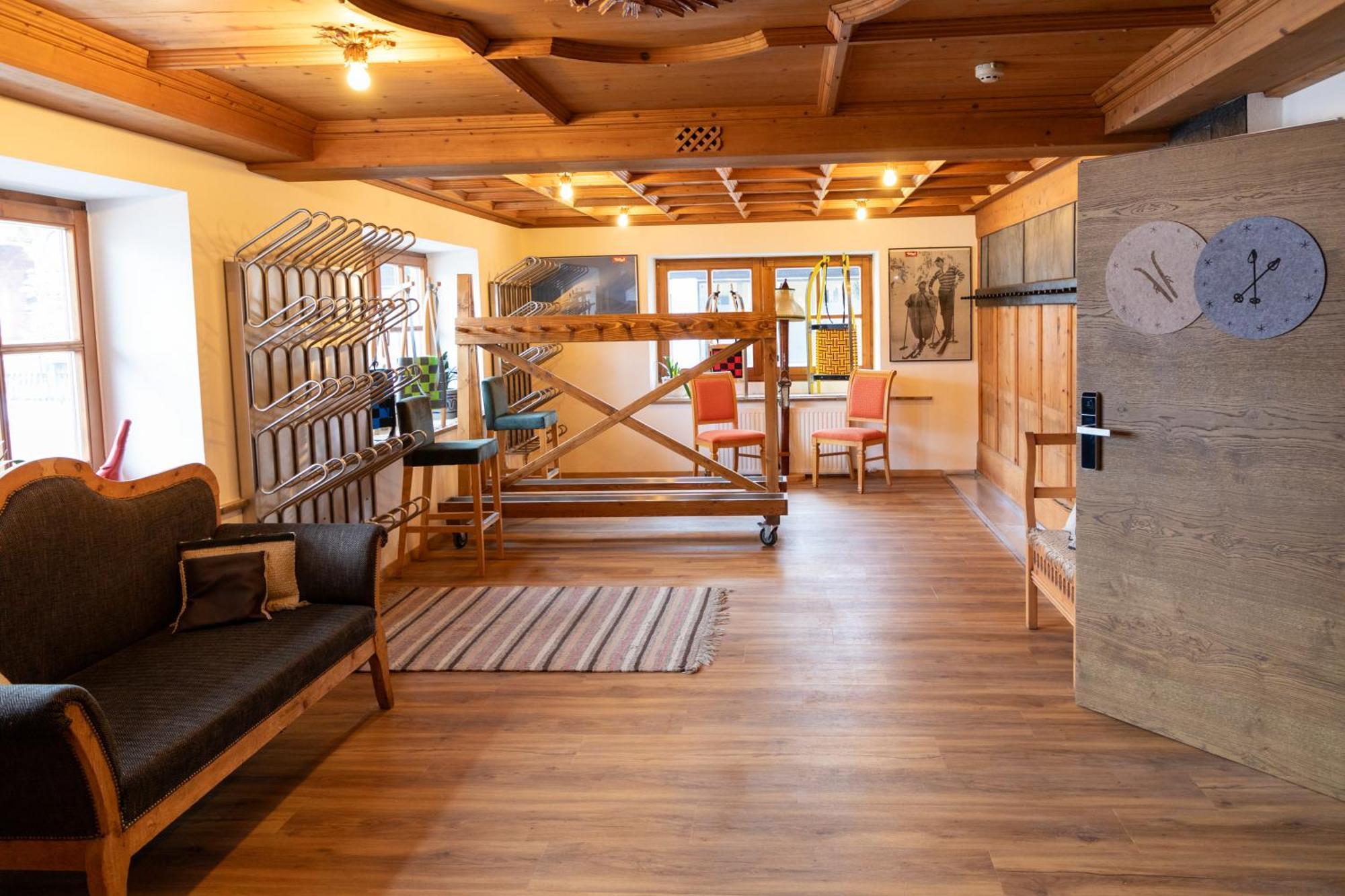 Appartements Kirchenwirt Κίρχμπεργκ ιν Τιρόλ Εξωτερικό φωτογραφία